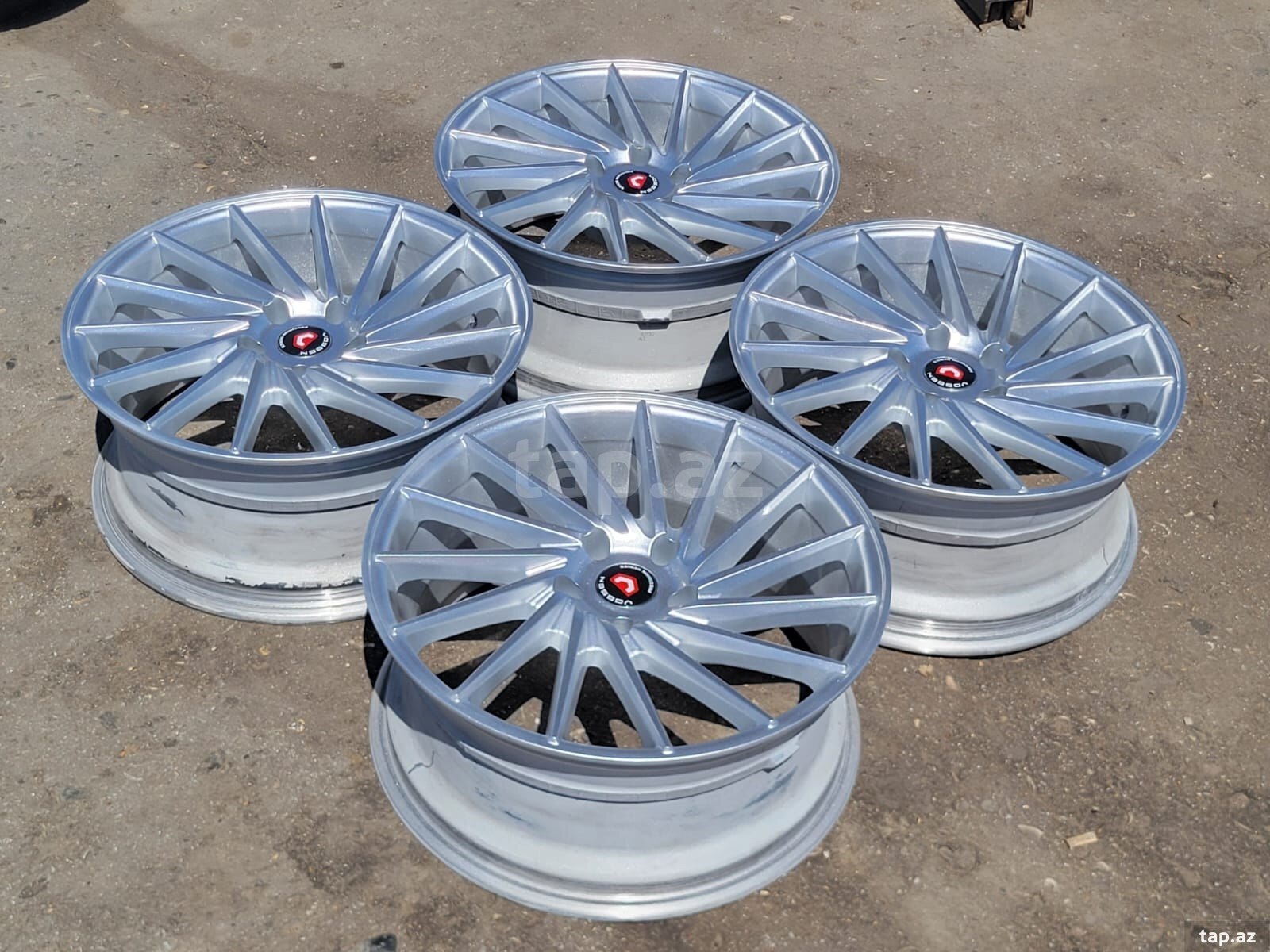 Vossen diskləri R18
