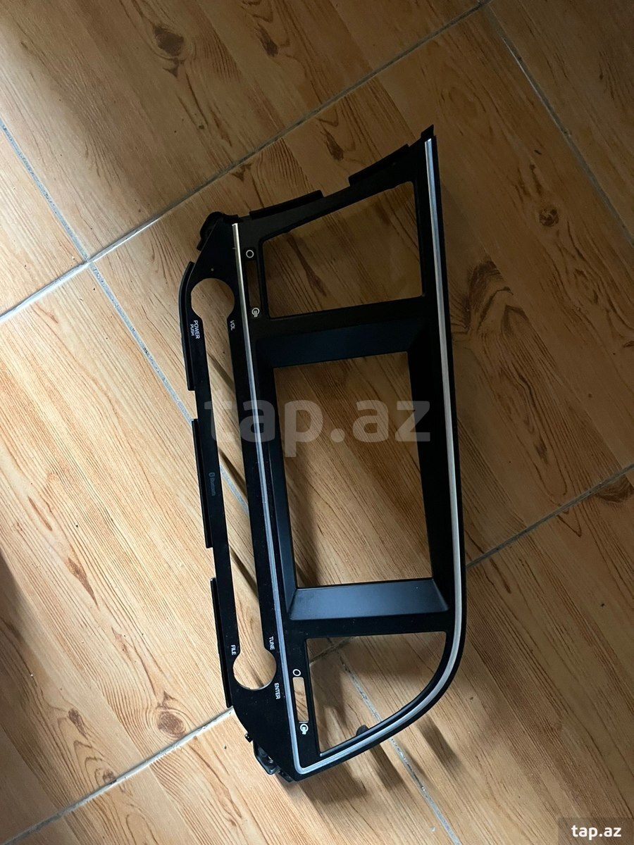 Hyundai iqlim paneli çərçivəsi
