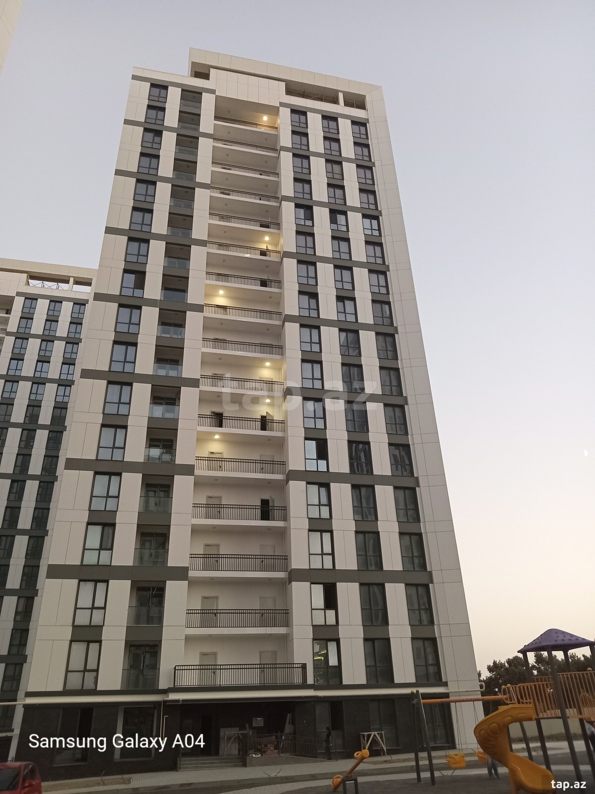 2-otaqlı yeni tikili, Həzi Aslanov m., 55 m²