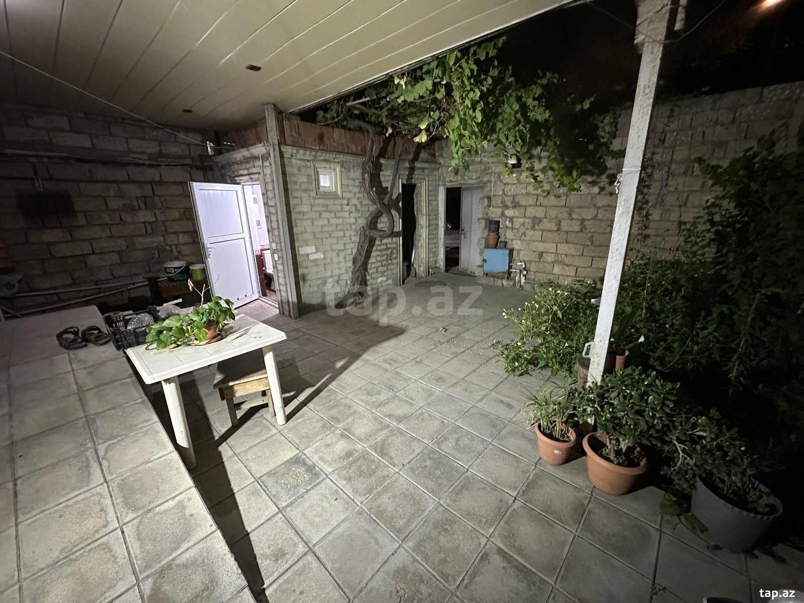 Həyət evi, Babək pr.