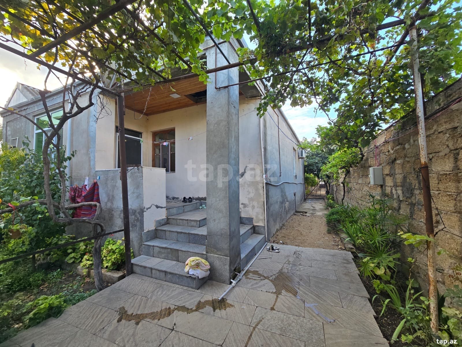 4 otaqlı həyət evi satılır, Binə, Bakı