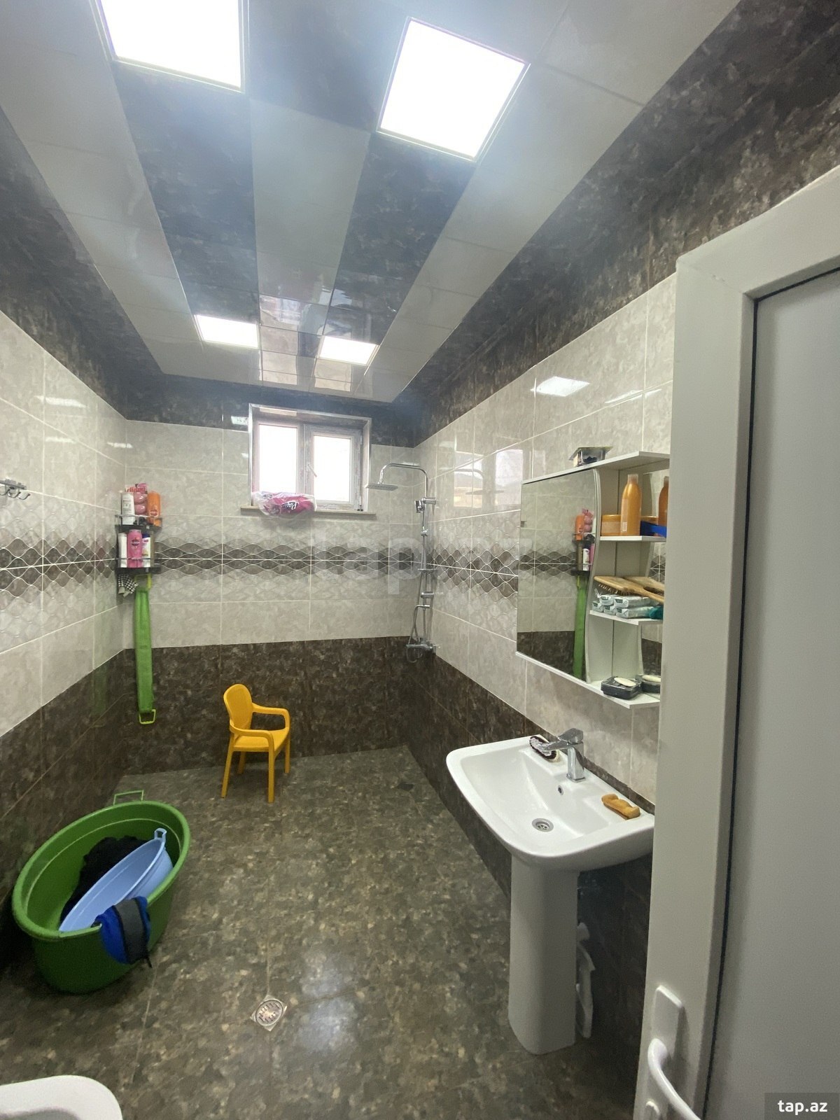 Həyət evi, Suraxanı r.