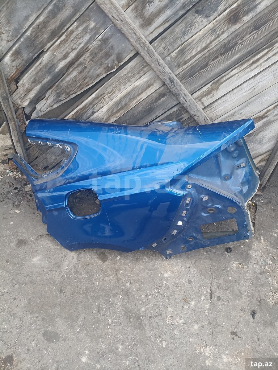 Ford Fusion arxa sol qanadı