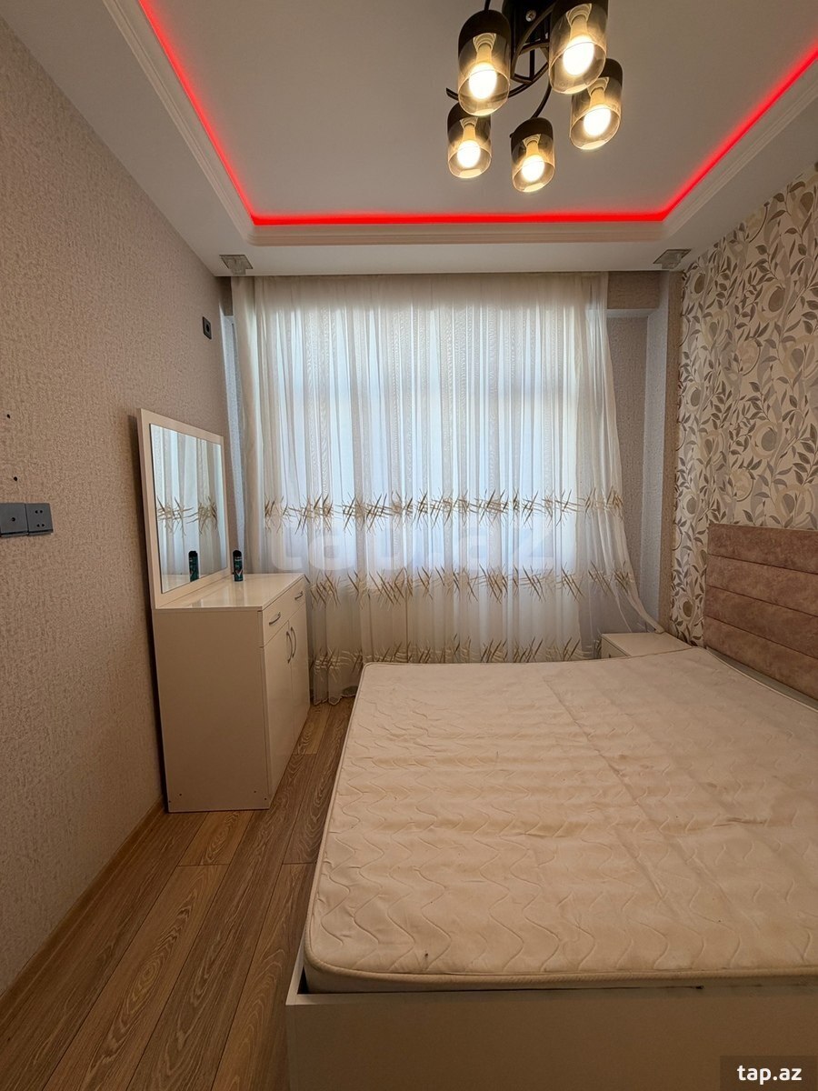 3 otaqlı mənzil satılır, Bakı