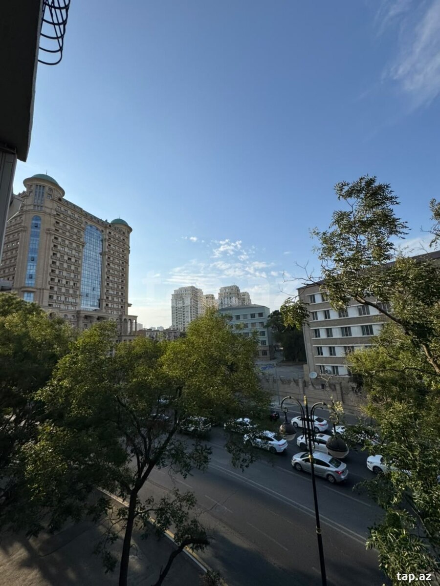 2-otaqlı mənzil, Ələsgər Ələkbərov küç., 60 m²