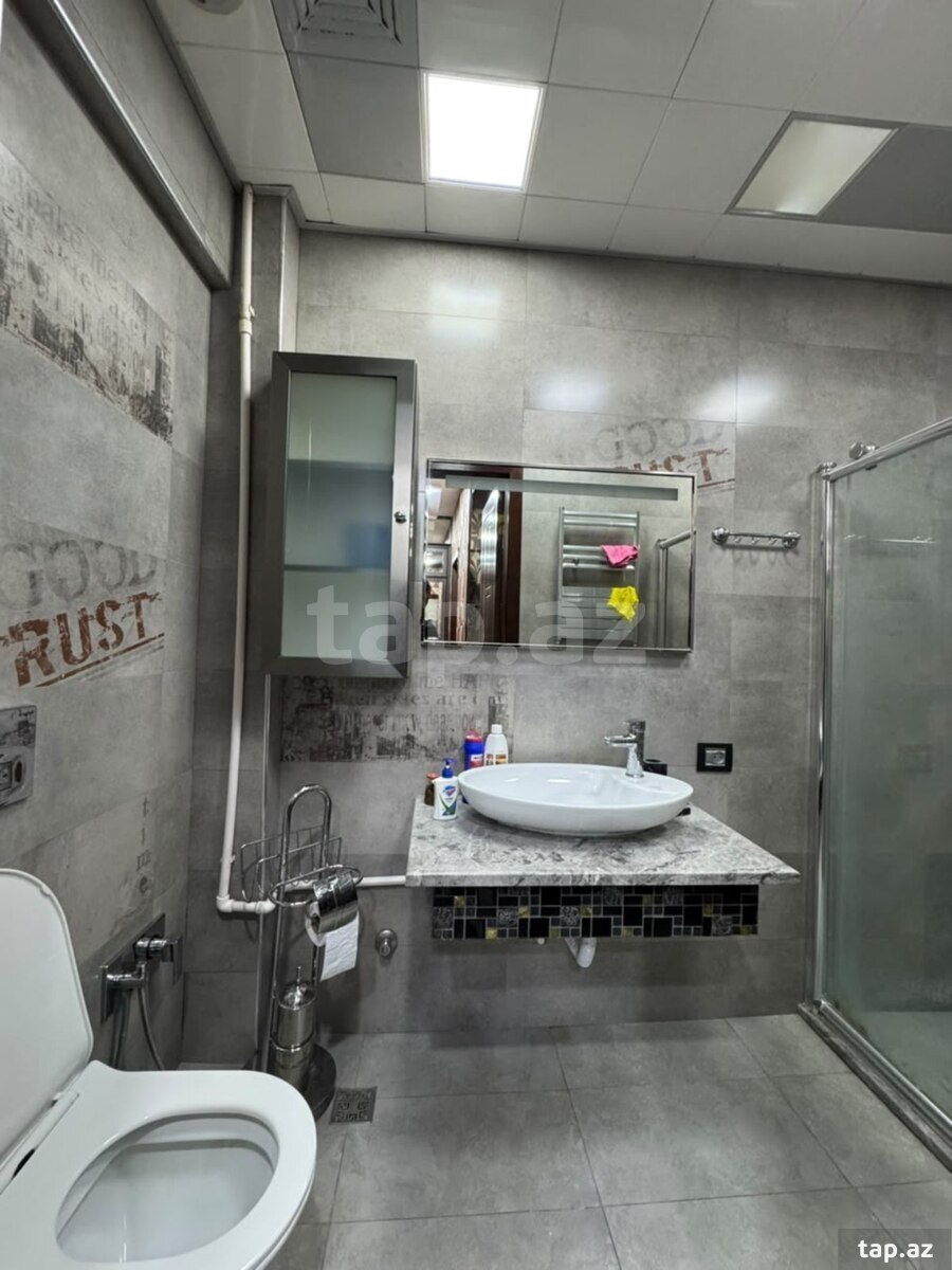 2-otaqlı mənzil, Ələsgər Ələkbərov küç., 60 m²