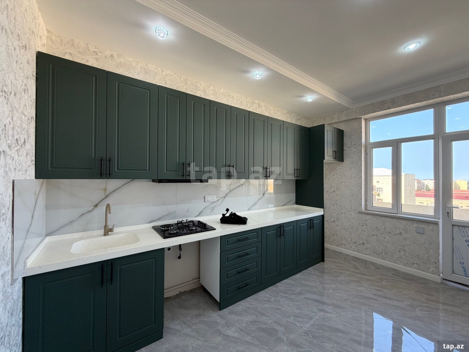 2 otaqlı mənzil satılır, 10-cu mikrorayon, Sumqayıt