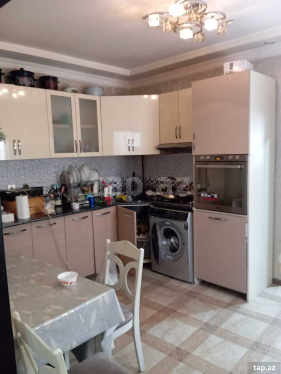 Həyət evi, C. Cabbarlı küç. 32