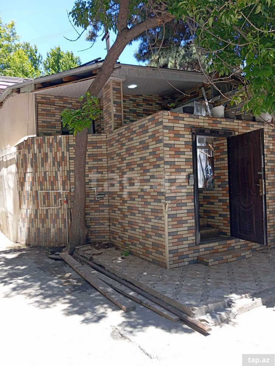 Həyət evi, C. Cabbarlı küç. 32