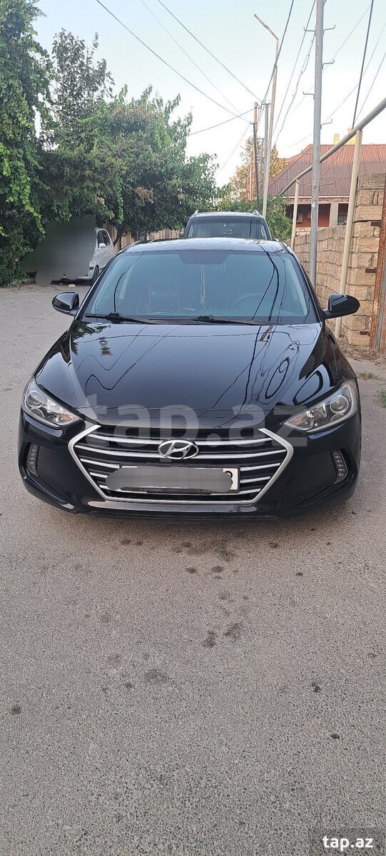 Hyundai Elantra, 2018 il