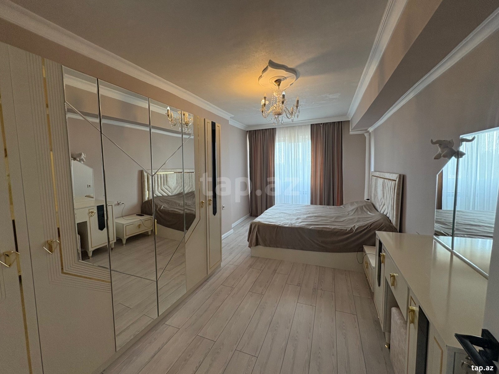 4-otaqlı mənzil, Gəncə ş., 90 m²
