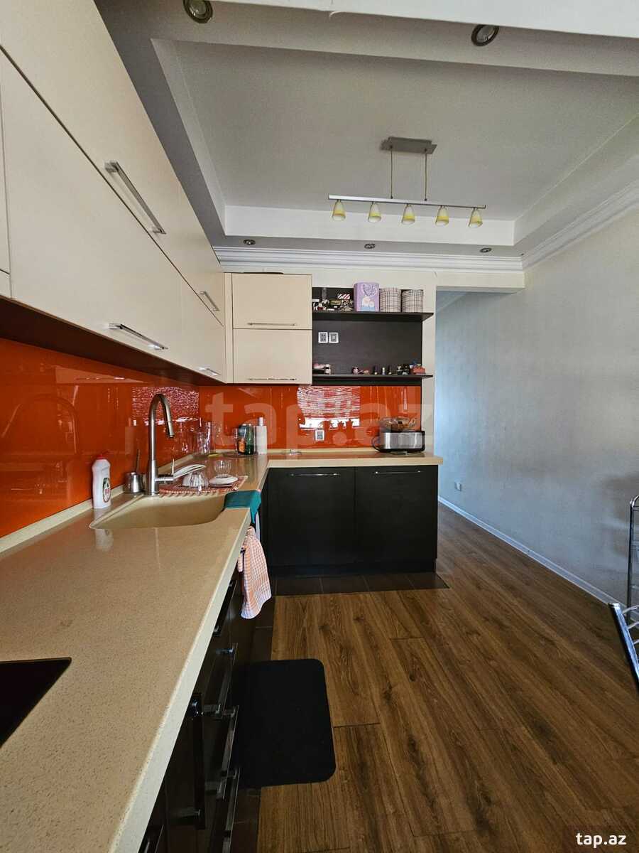4-комн. квартира на продажу, Баку