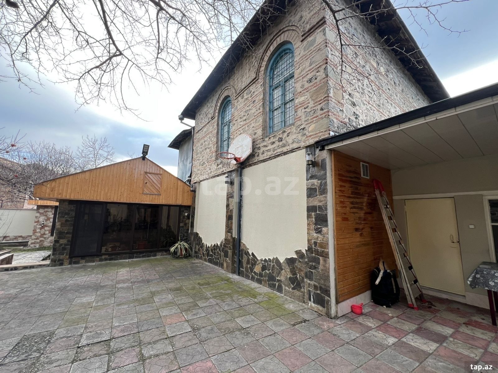 Həyət evi, Şəki ş.