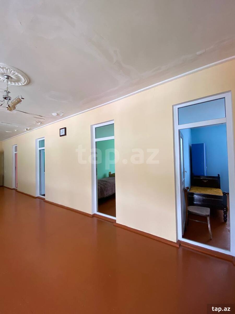 Həyət evi, XOŞBULAQ kəndi, Mikayıl Müşfiq küçəsi, giriş 21