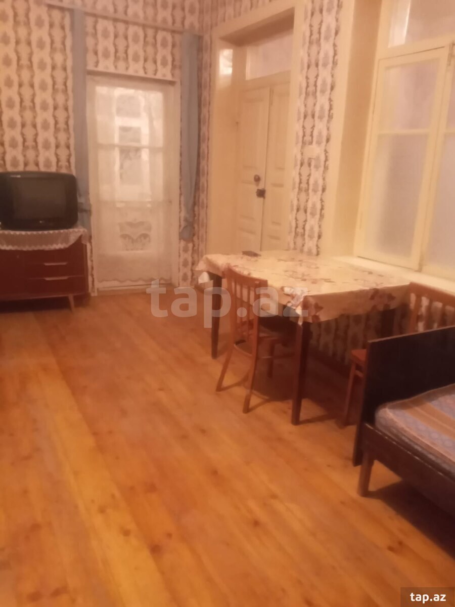 2-otaqlı mənzil kirayə verilir, Gəncə ş., 60 m²