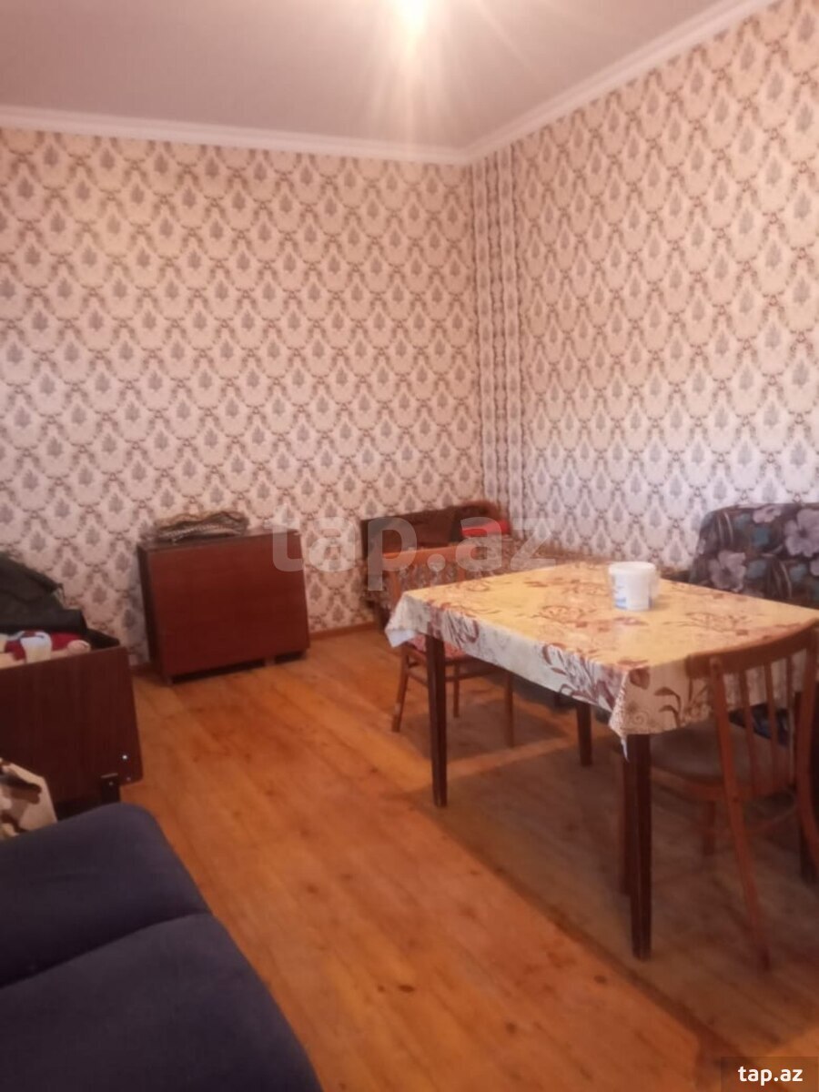 2-otaqlı mənzil kirayə verilir, Gəncə ş., 60 m²