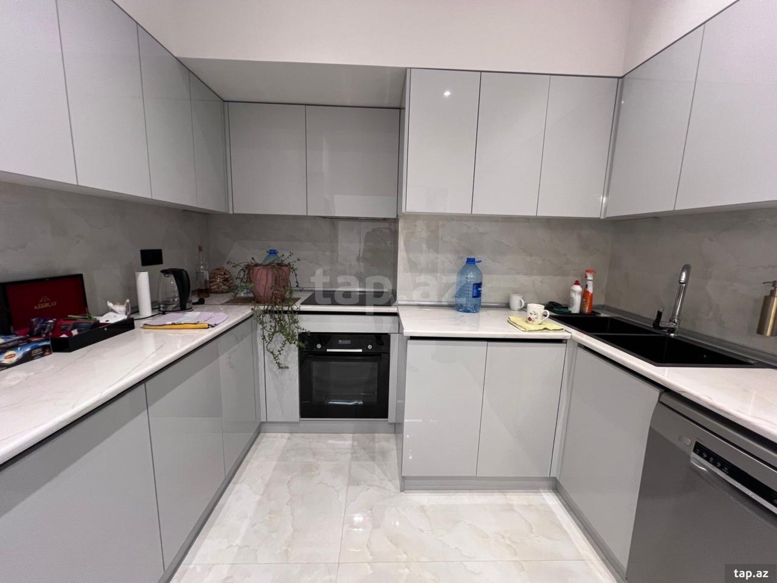 2-room apartment for sale, Bayil, Baku