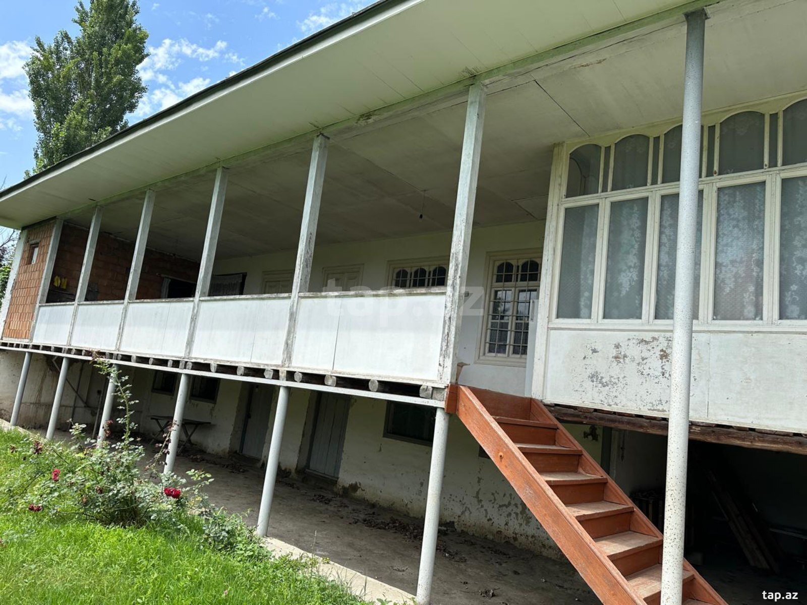 Həyət evi, Oğuz r.