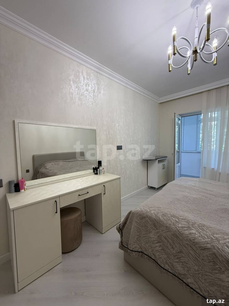 4-otaqlı mənzil, Cəmşid Naxçıvanskı küç., 110 m²