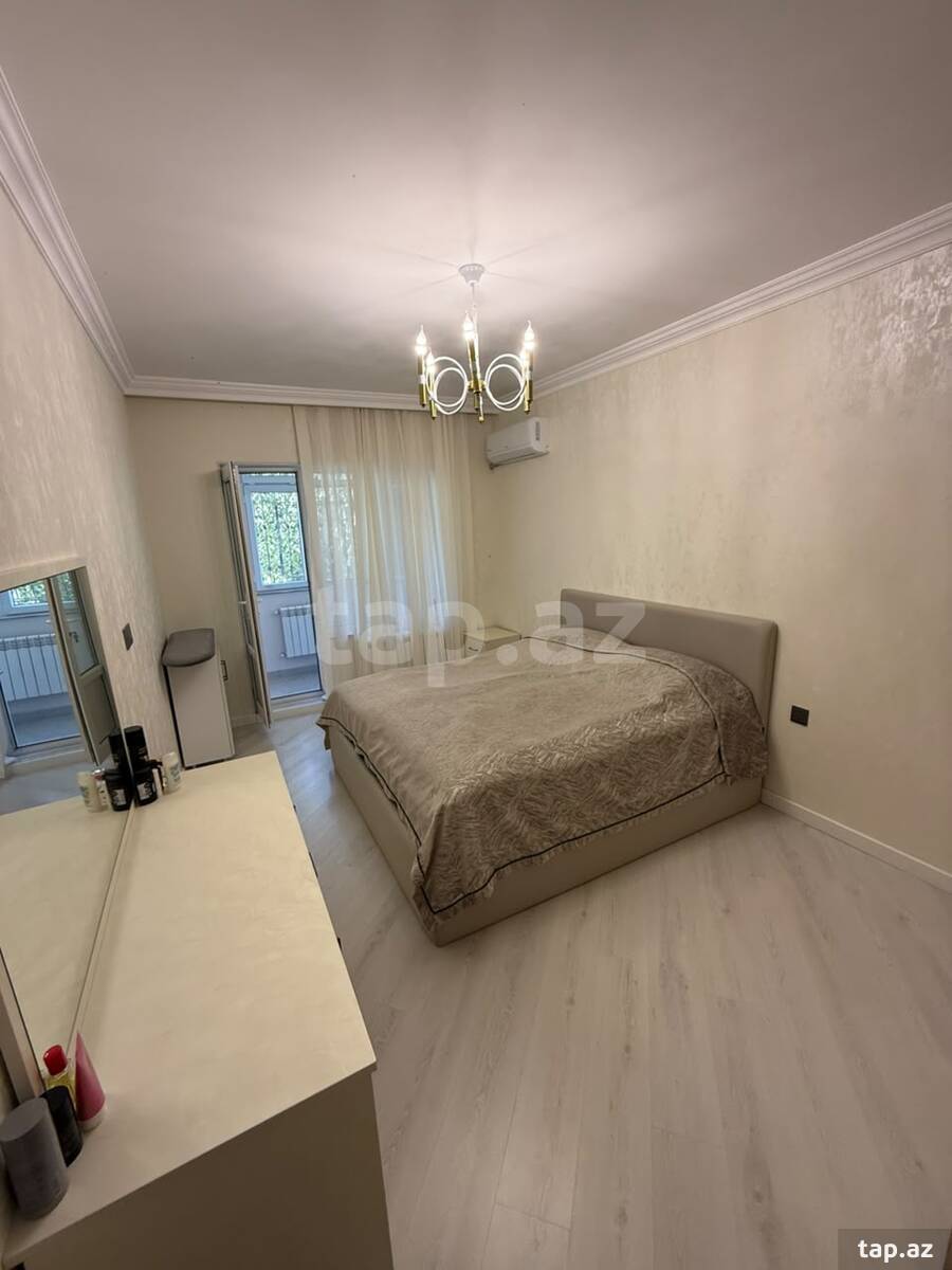 4-otaqlı mənzil, Cəmşid Naxçıvanskı küç., 110 m²
