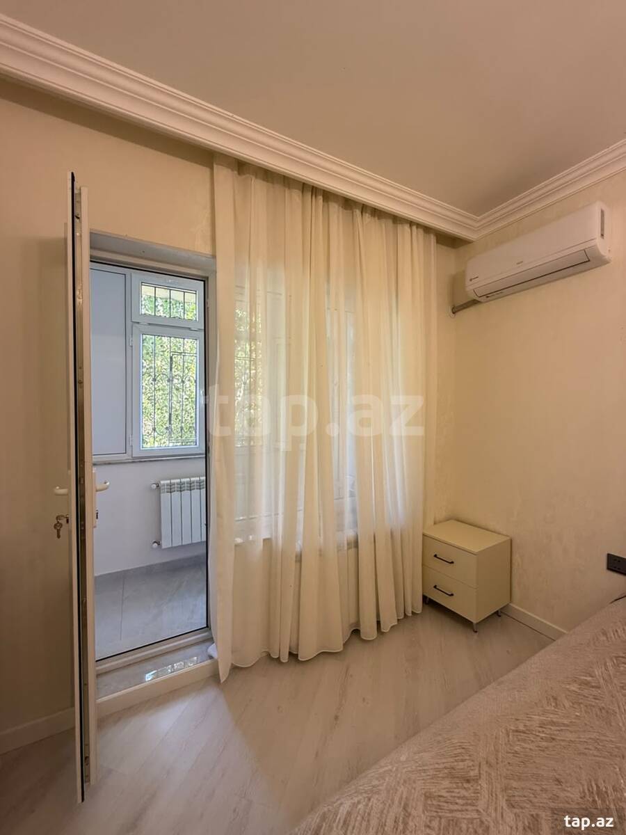 4-otaqlı mənzil, Cəmşid Naxçıvanskı küç., 110 m²
