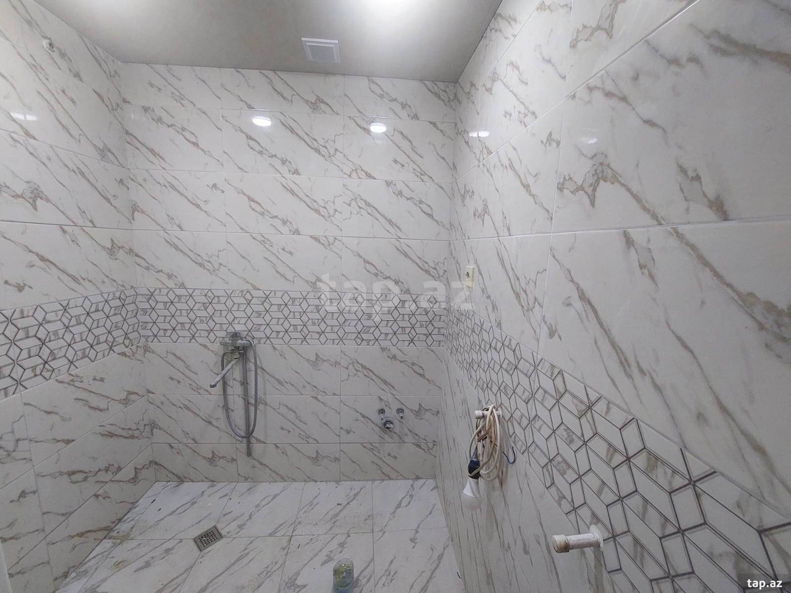 3-otaqlı mənzil, Həzi Aslanov m., 60 m²