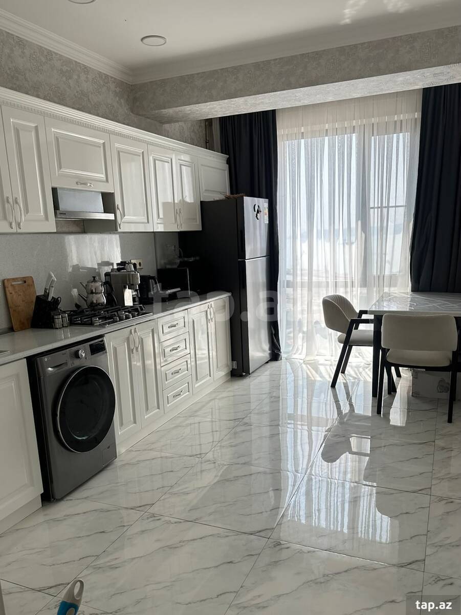 2-otaqlı yeni tikili kirayə verilir, Gəncə ş. , 90 m²