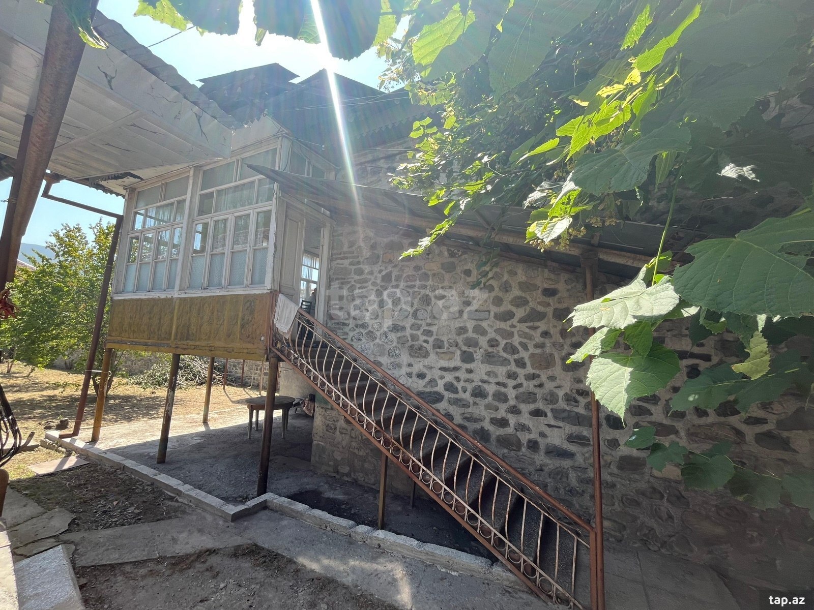 Həyət evi, Şəki r.