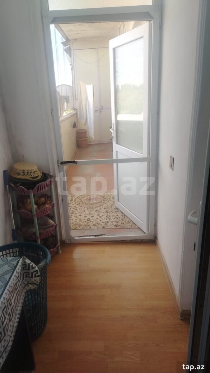 4-otaqlı mənzil, Gəncə ş., 90 m²