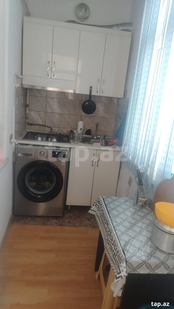 4-otaqlı mənzil, Gəncə ş., 90 m²