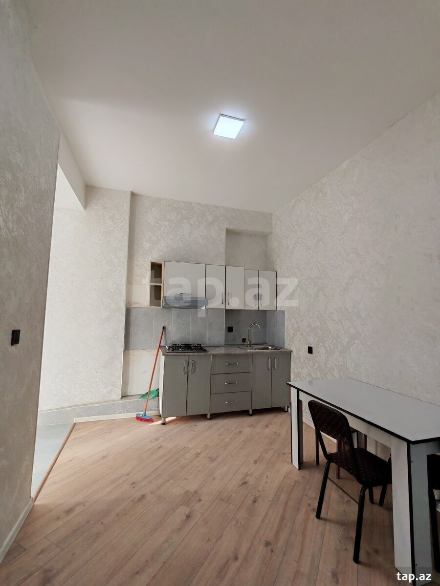 2-otaqlı yeni tikili, M. Hüseynzadə küç., 50 m²