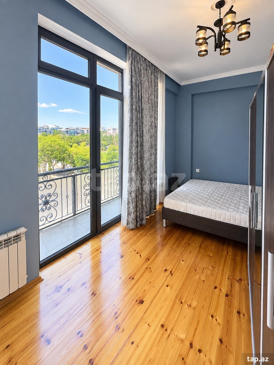 3 otaqlı mənzil satılır, Bakı