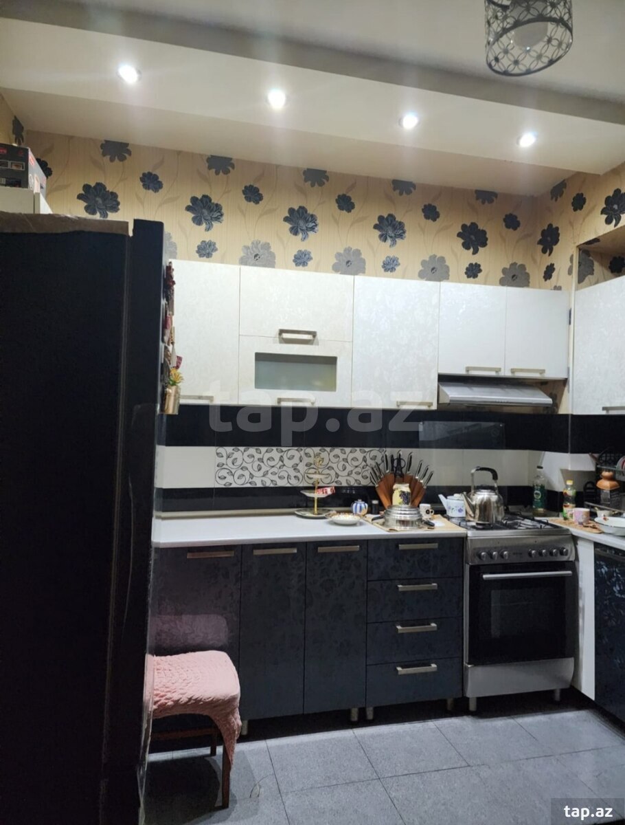 2-otaqlı mənzil kirayə verilir, Nəsimi r., 80 m²