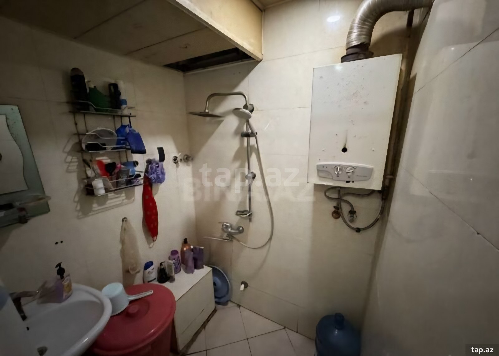 2-otaqlı mənzil kirayə verilir, Nəsimi r., 80 m²