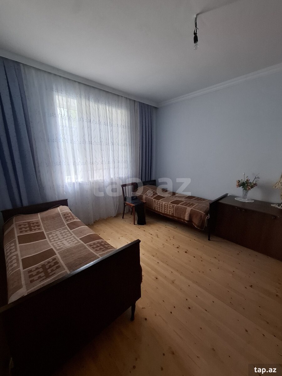 Həyət evi, Şəki ş.