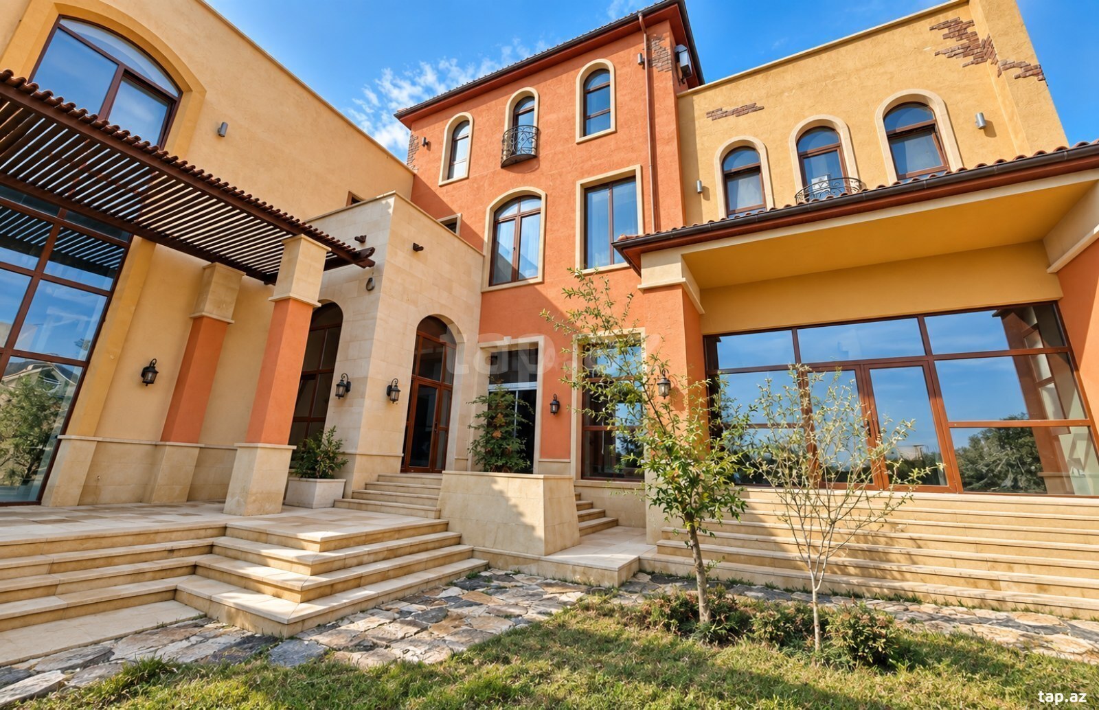 15 otaqlı villa satılır, Badamdar, Bakı