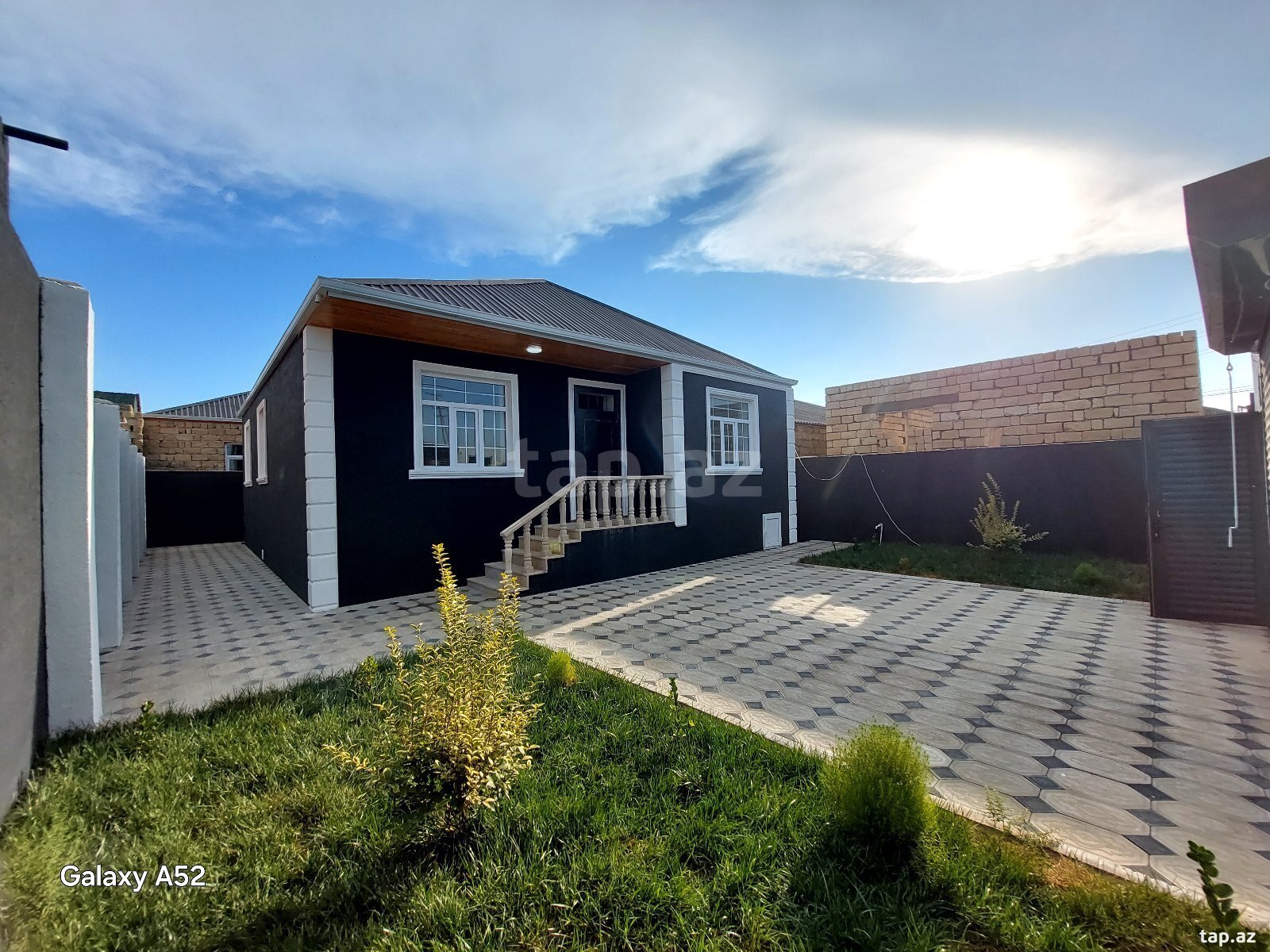4 otaqlı həyət evi satılır, Binə, Bakı