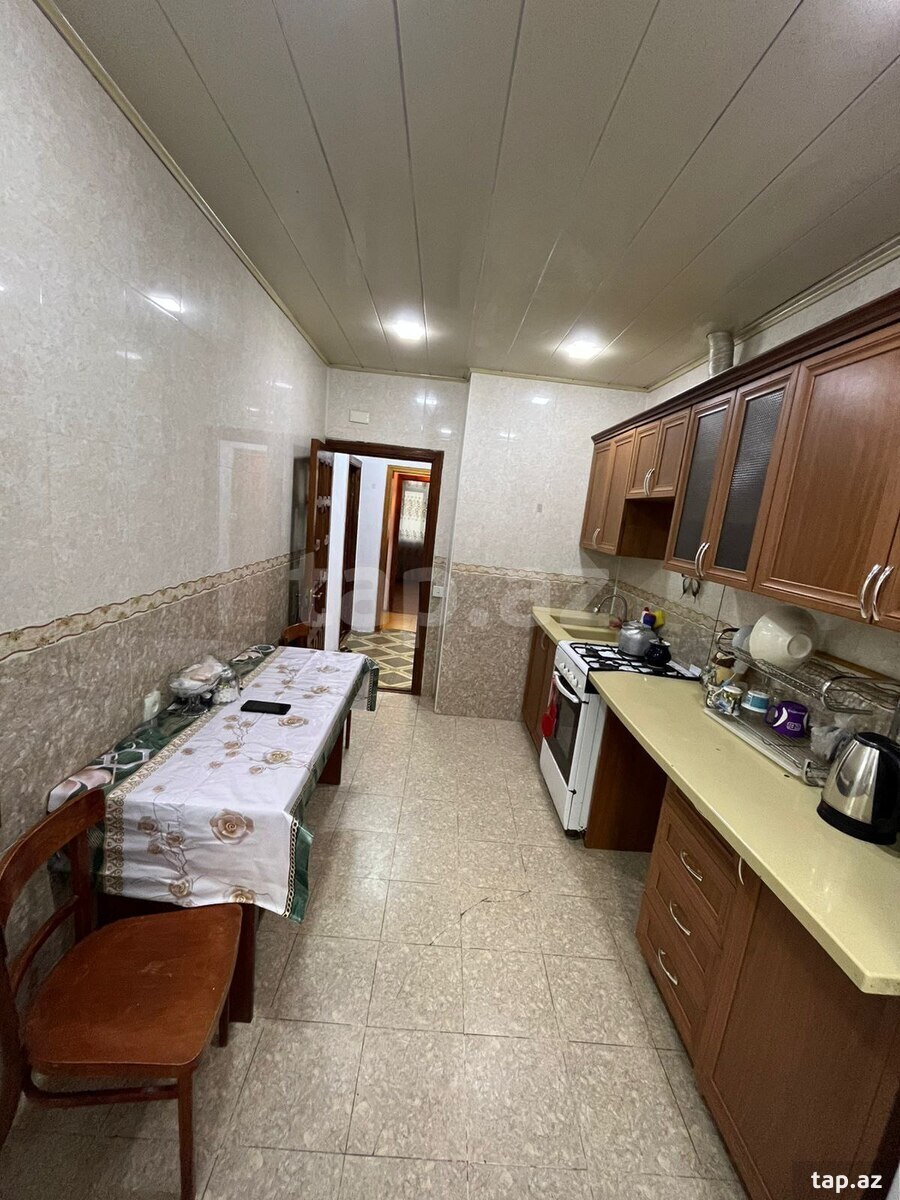 3-room apartment for sale, 10th microdistrict, Sumgait