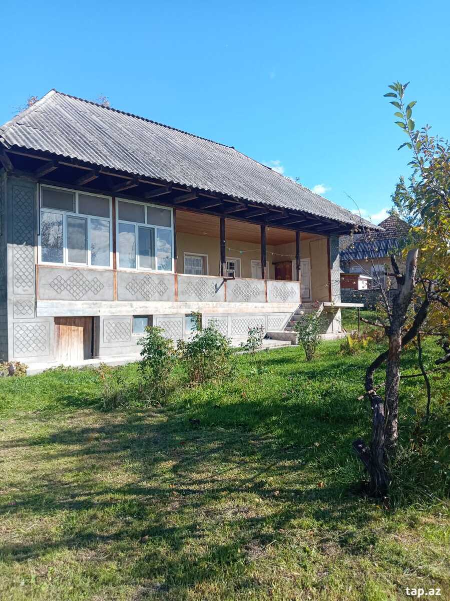 Həyət evi, Şəki ş.