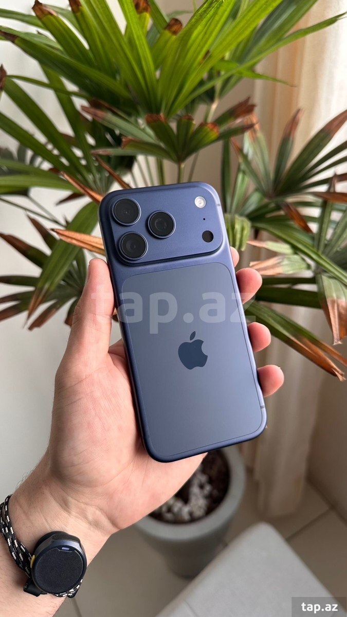 Apple iPhone 17 Pro Deep Blue 256GB/12GB