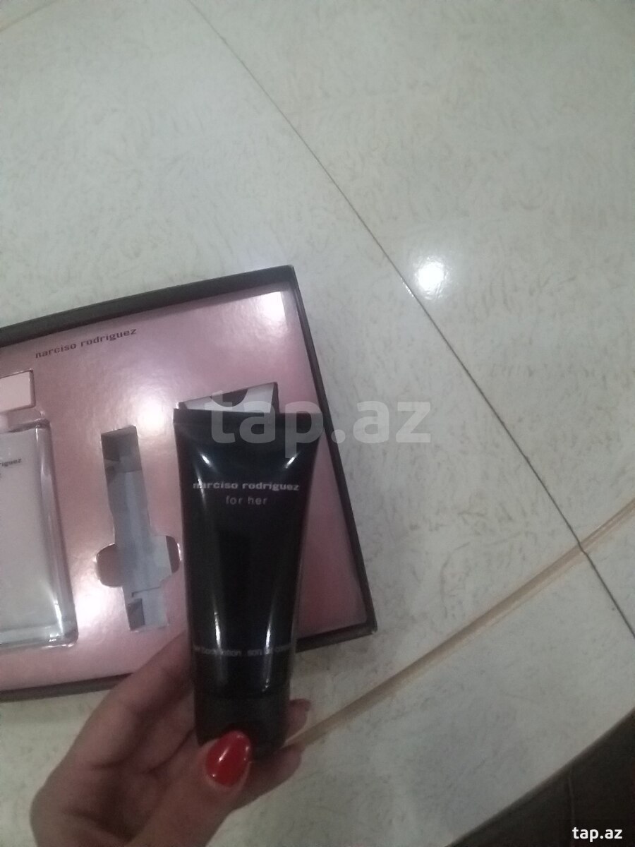Narciso rodriguez kremi