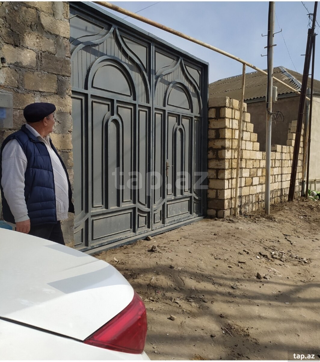 Torpaq satılır, Bakı