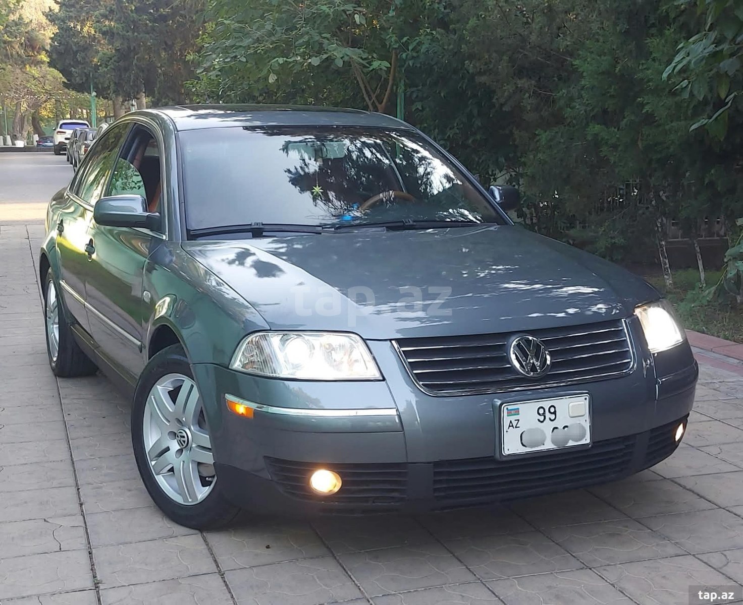 Volkswagen Passat, 2003 il