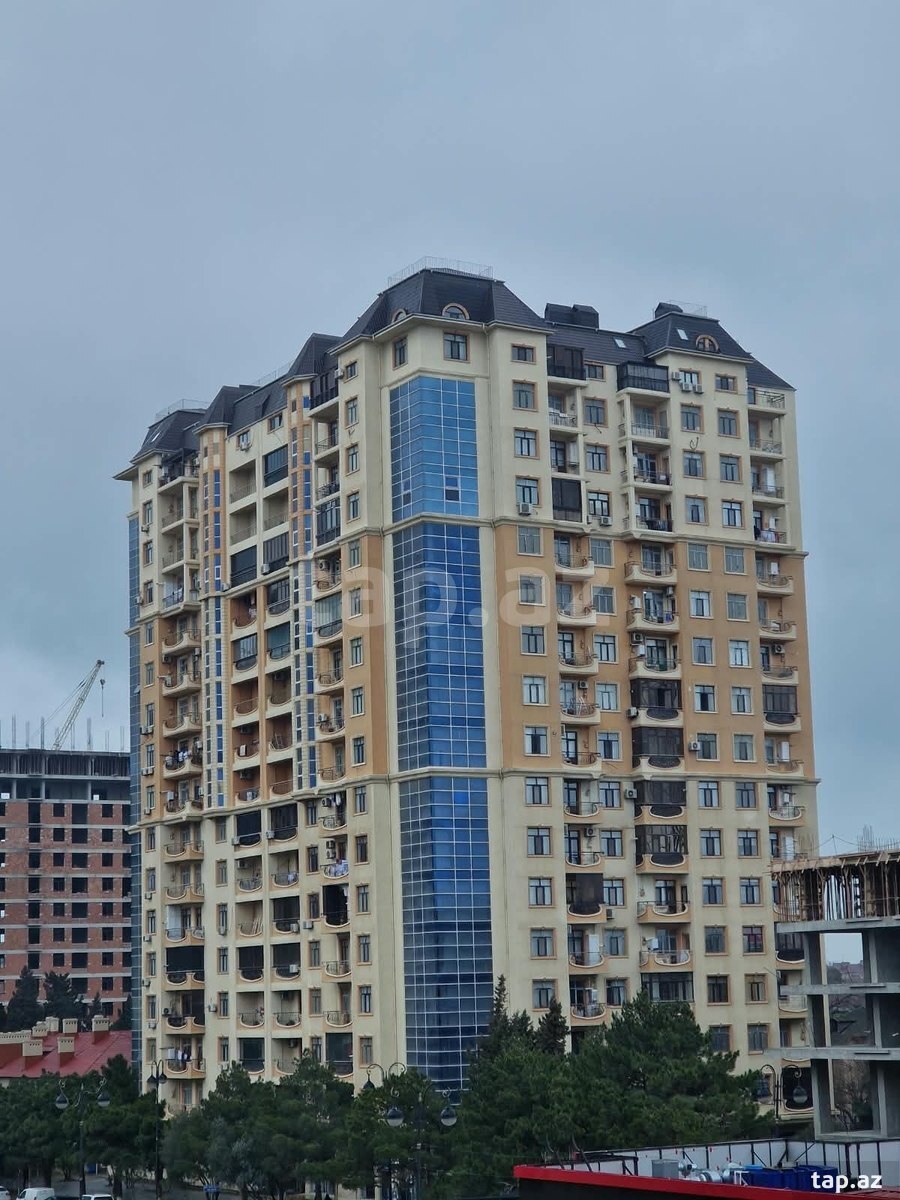 3-otaqlı yeni tikili, Sumqayıt ş., 142 m²