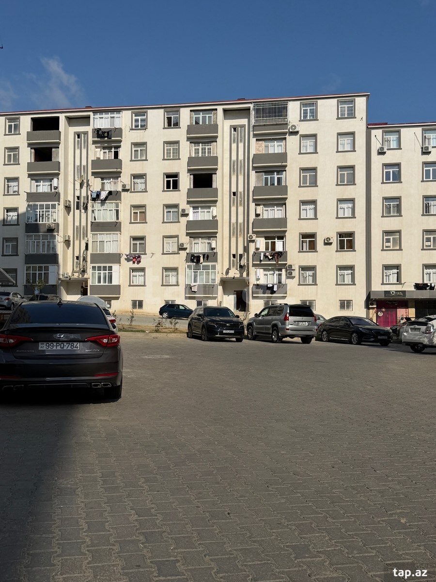 2 otaqlı mənzil satılır, Bakı