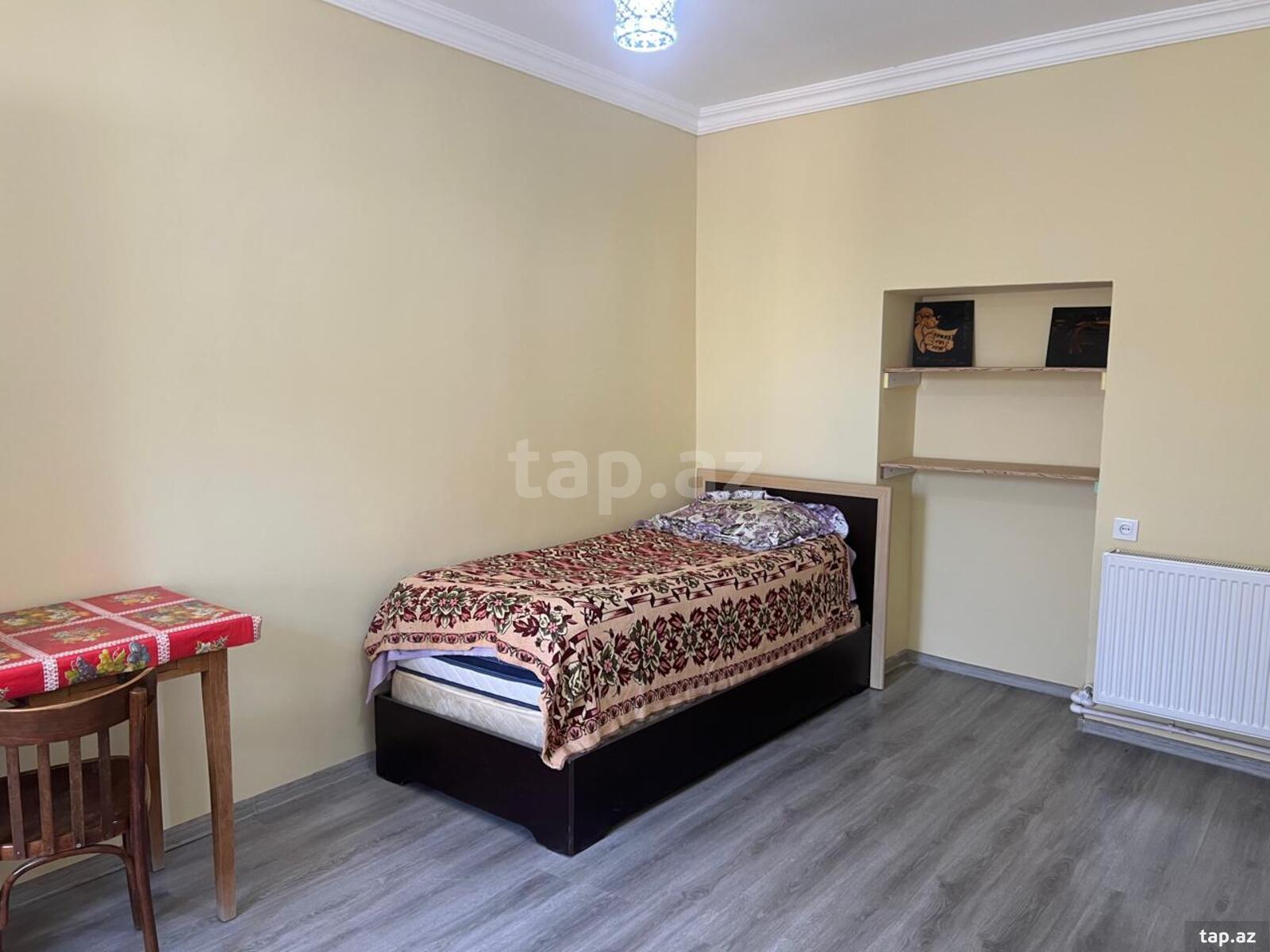 3-otaqlı mənzil kirayə verilir, Səməd Vurğun küç., 80 m²