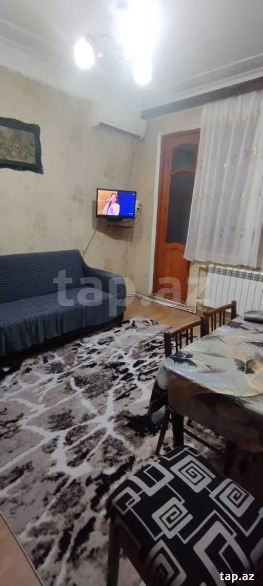 3-otaqlı mənzil kirayə verilir, Əlövsət Əbdülrəhimov küç., 50 m²