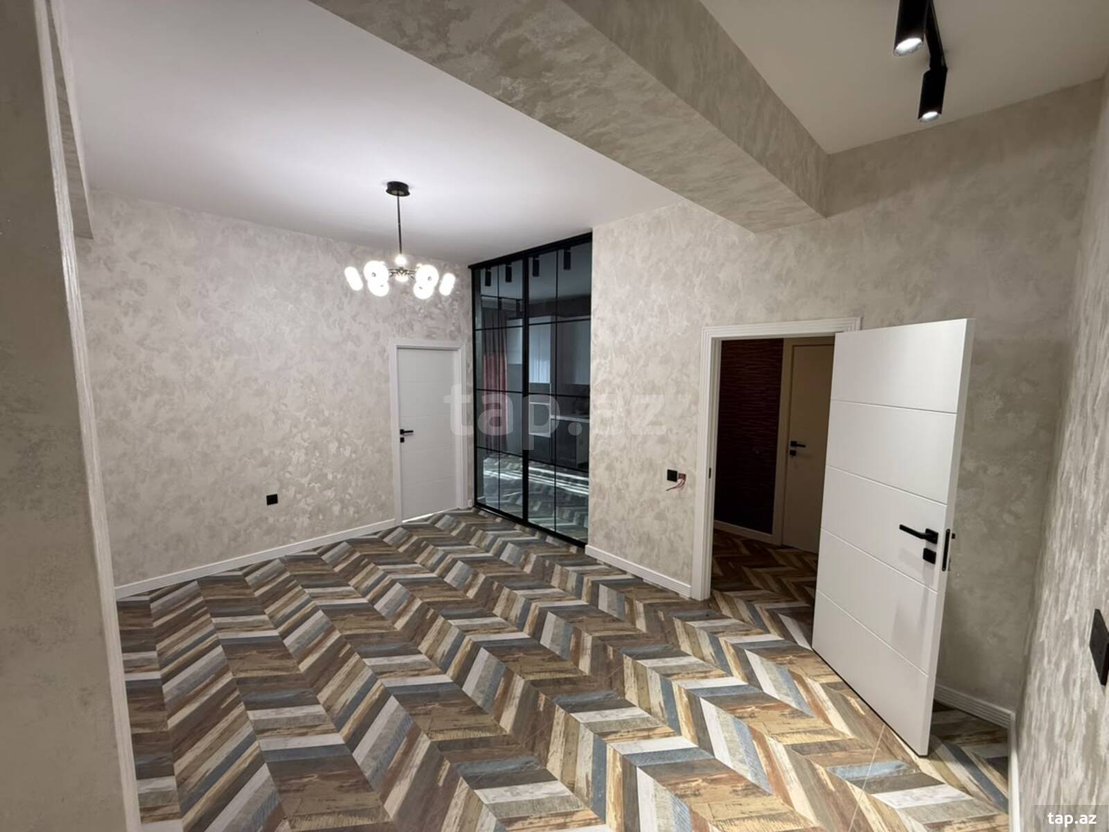 2-otaqlı yeni tikili, Saray qəs., 63 m²