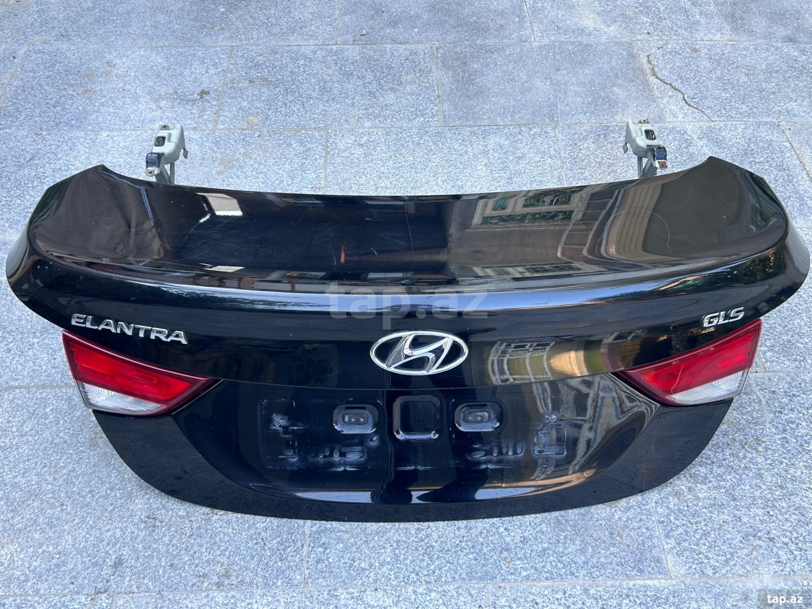 Hyundai Elantra baqajı