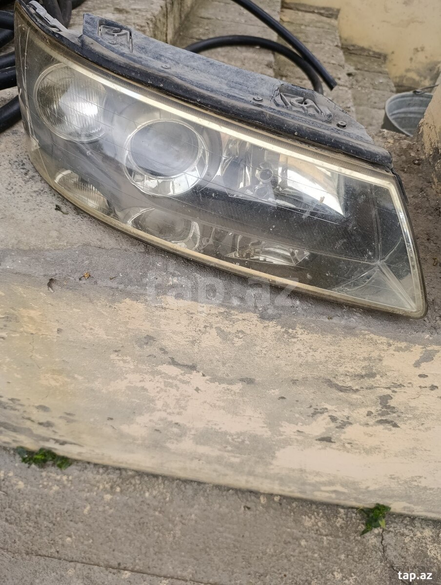 Hyundai Sonata ön farası